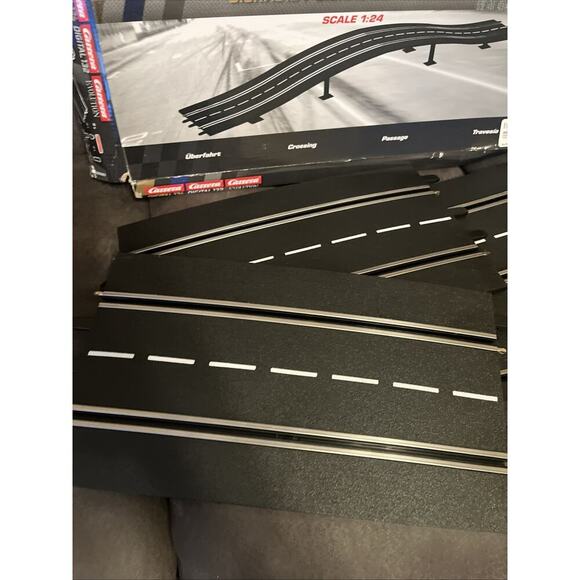 Carrera Digital 124 #20020587 1:24 Scale Crossing - Track Only! - Picture 4 of 8